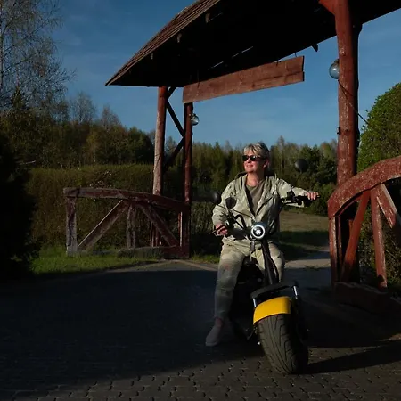 ホームステイ Kaszubski Dworek